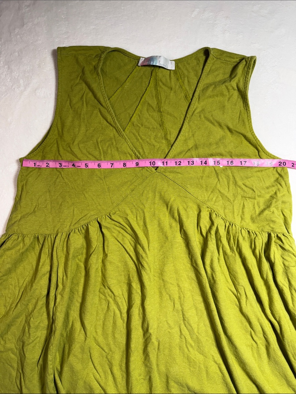 Sleeveless V-Neck Flared Tank Top - Olive Green - Picture 4 of 8